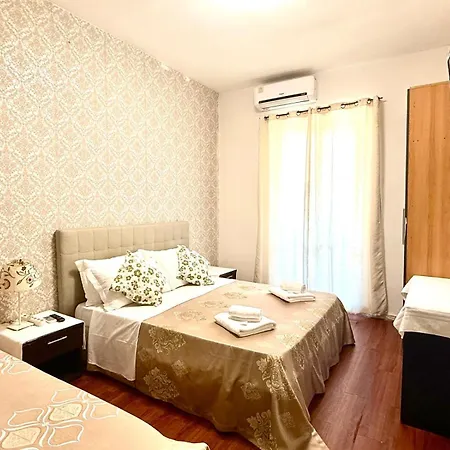 Green Guesthouse *